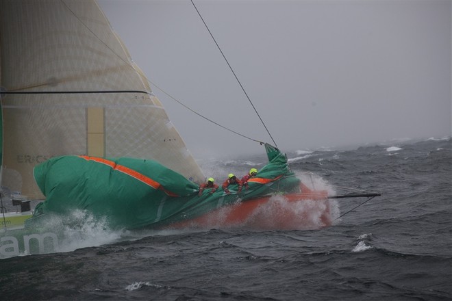 Volvo 70 Groupama, Fastnet Rock, 2011 Rolex Fastnet Race ©  Rolex/Daniel Forster http://www.regattanews.com